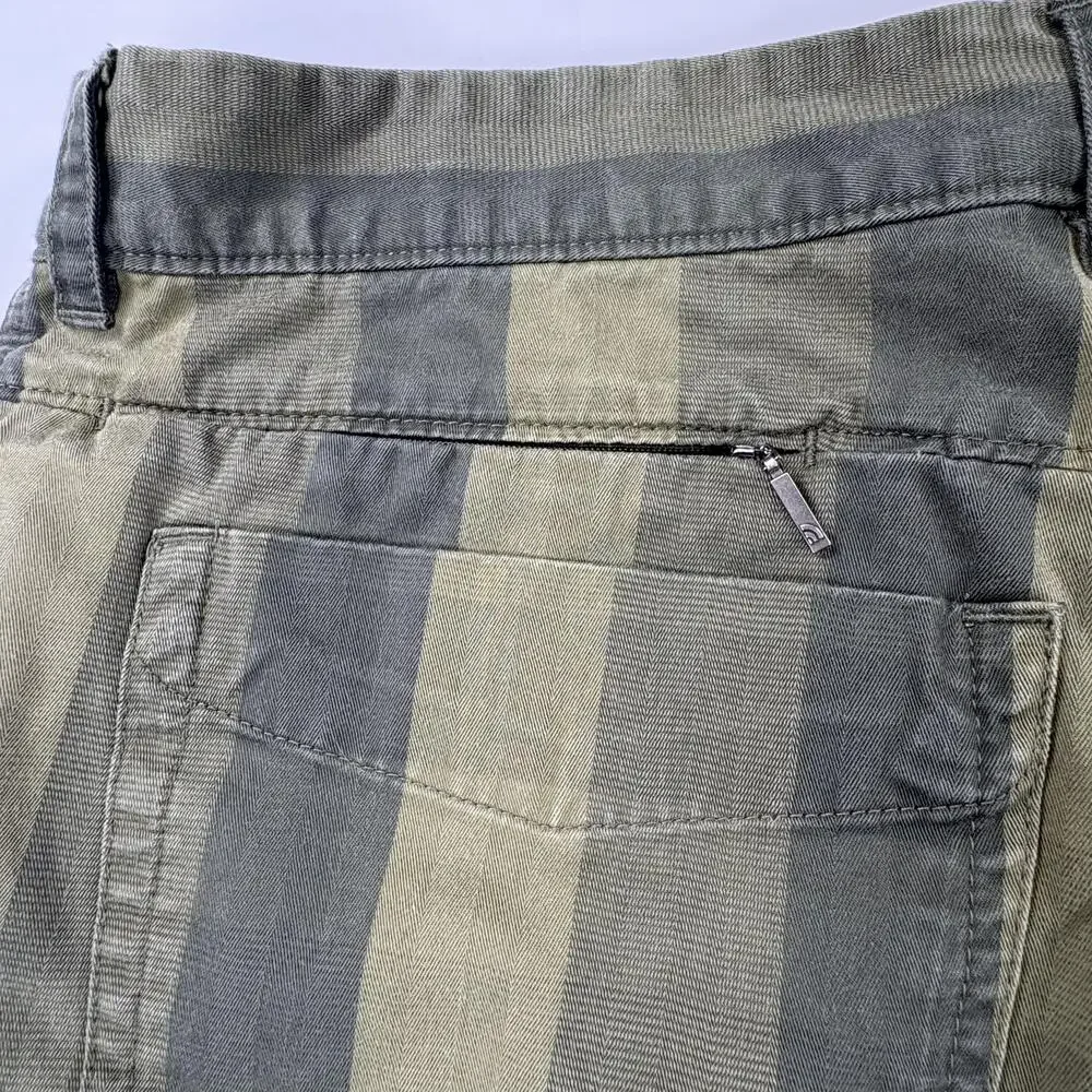 The North Face Chino Shorts Mens 36 Green Striped Stretch 9 Inseam Casual